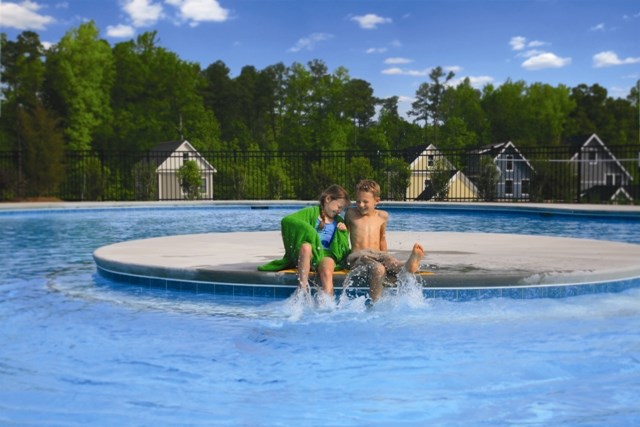 kids-at-pool-resized.jpg