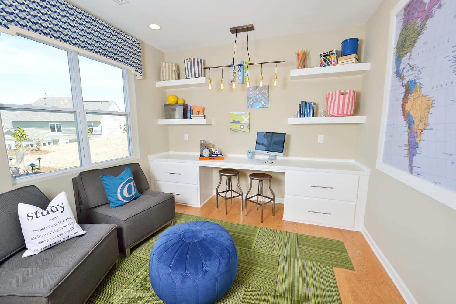 Morning room in model home