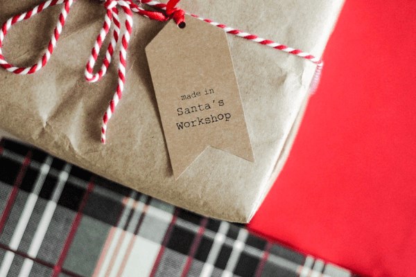 Simple brown paper packaging